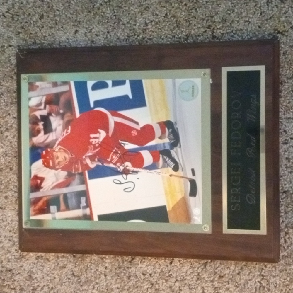 Plaque